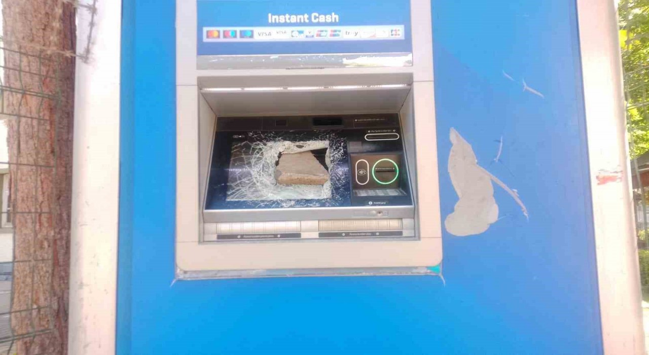 Diyarbakırda aynı ATM bir ay içerisinde üç kez parçalandı