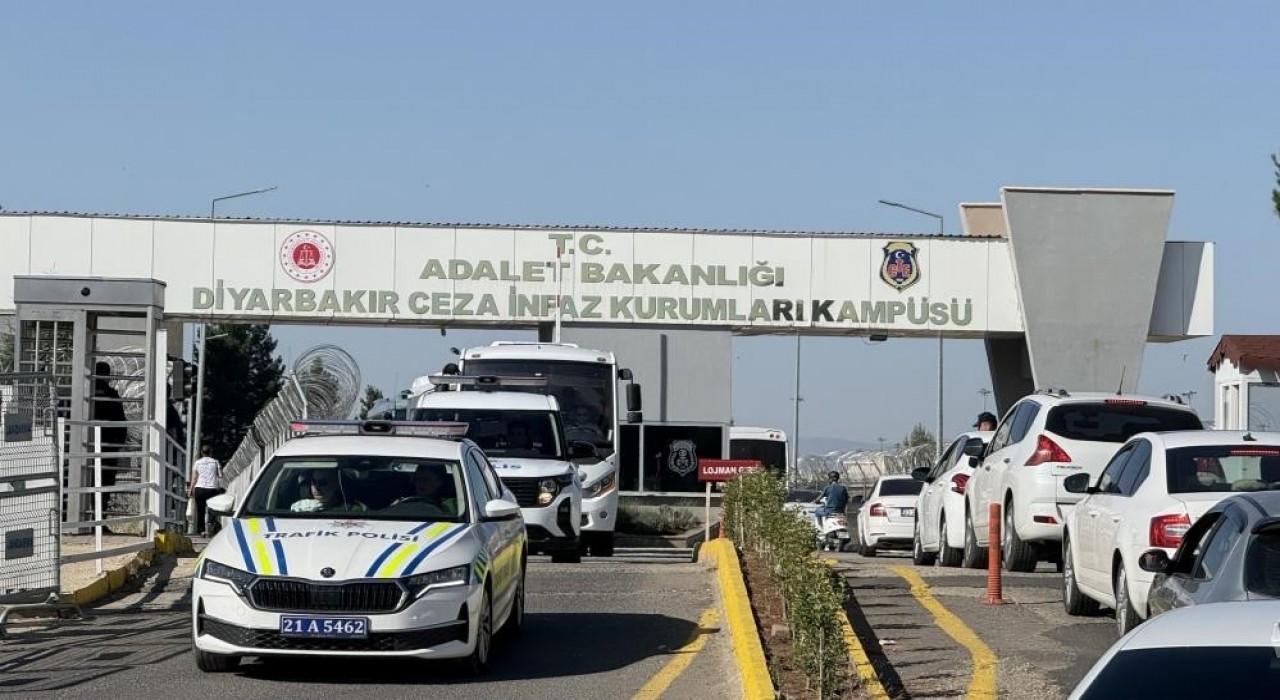 Diyarbakırda evde ölü bulunan kadının erkek arkadaşı tutuklandı