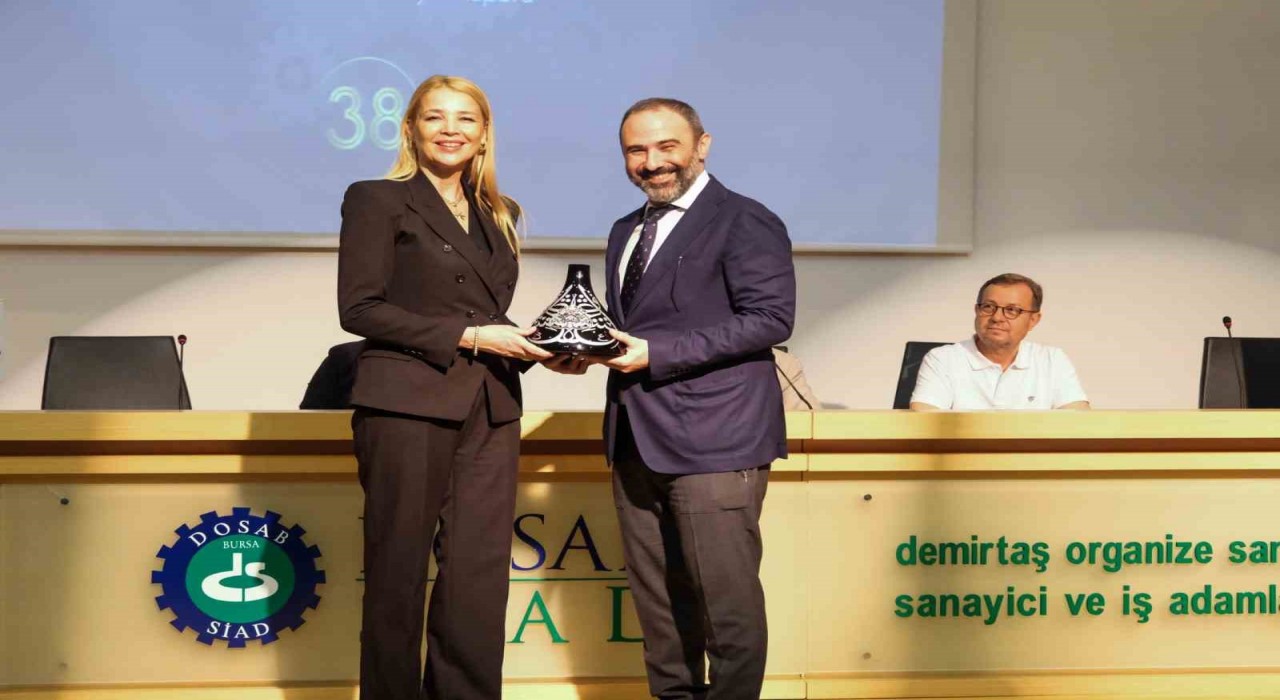 DOSABSİADda bayrak değişimi