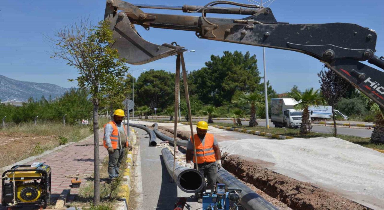 Döşemealtında 335 milyon TLlik iki yatırım hayata geçiriliyor