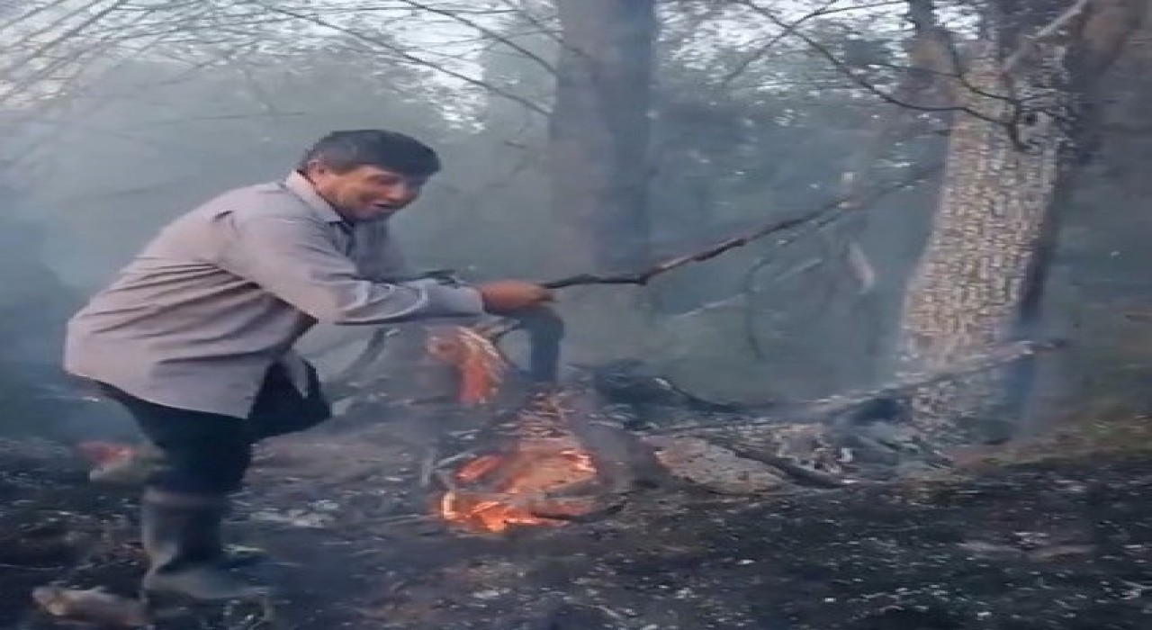 Edirnede Meriç Nehri kenarındaki adacığa atılan çöplerden yangın çıktı