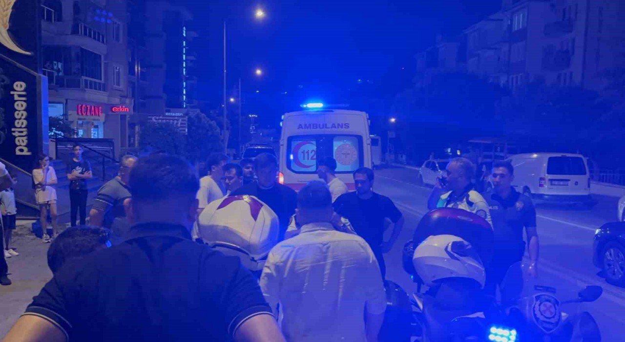 Edirnede motosikletin çarptığı yaya yaralandı