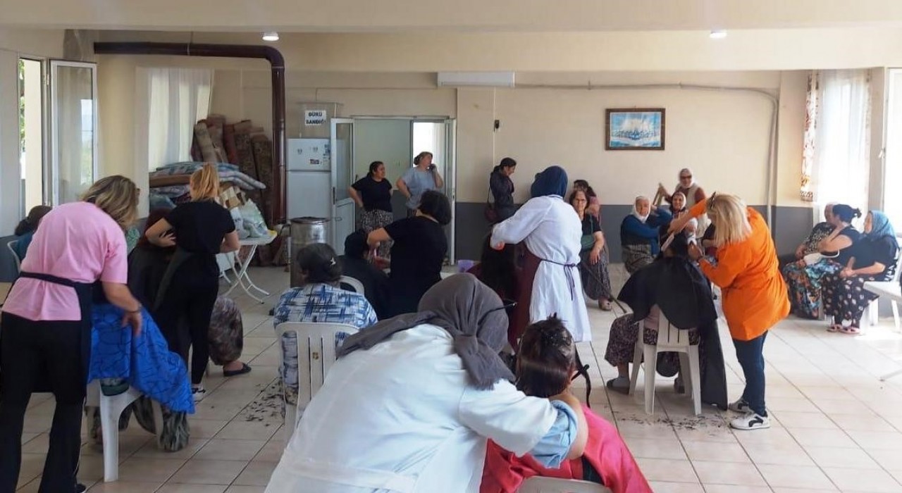 Edremit Halk Eğitimi Merkezinden ücretsiz kuaför hizmeti