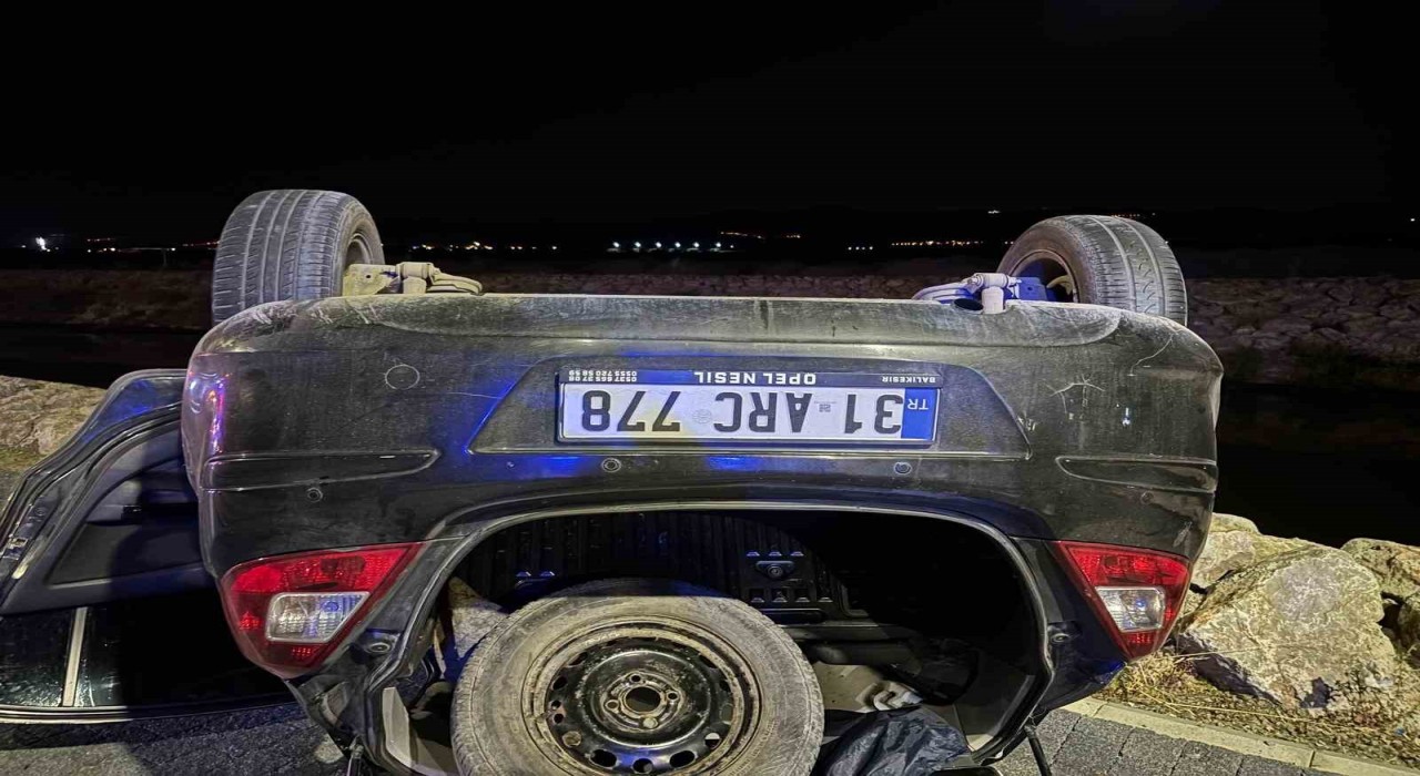 Edremitte trafik kazası: 3 yaralı