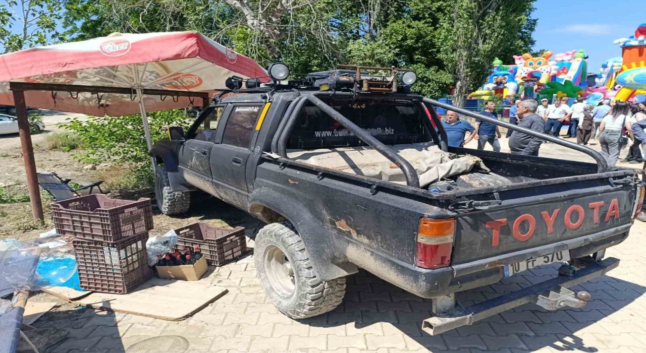 Ehliyetsiz sürücü dehşet saçtı: 2 çocuk yaralı