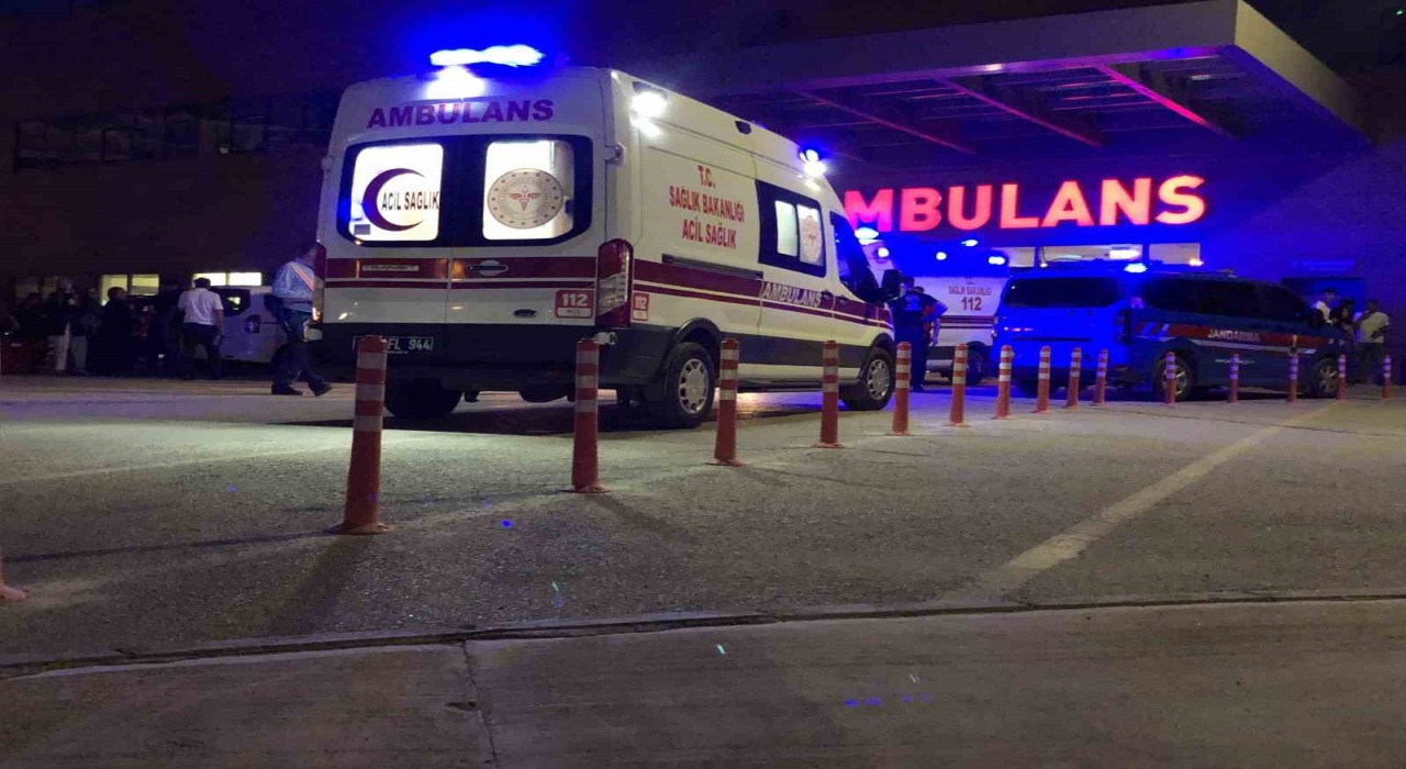 Elazığda serinlemek için baraj gölüne giren çocuk boğuldu
