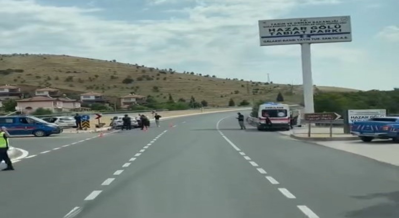 Elazığda trafik kazası: 3 yaralı
