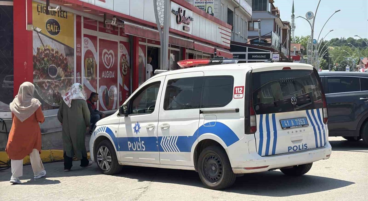 Elini kıyma makinesine kaptıran kadının parmakları koptu