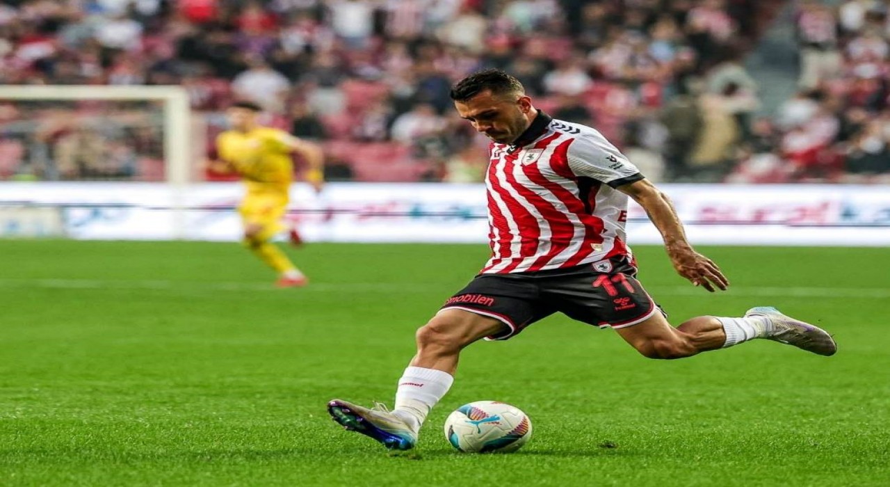 Emre Kılınç: Bu formayla daha yazacak çok hikâyemiz var