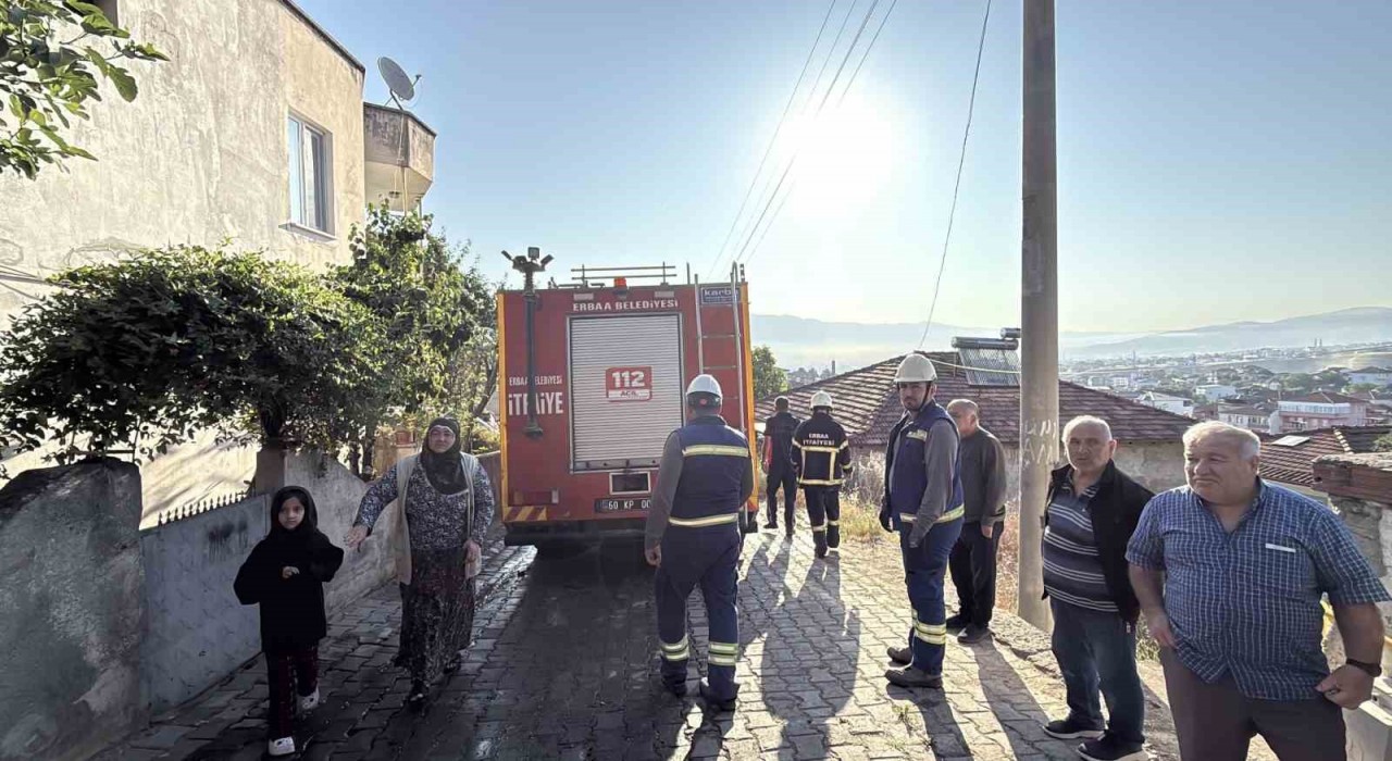 Erbaada korkutan yangın