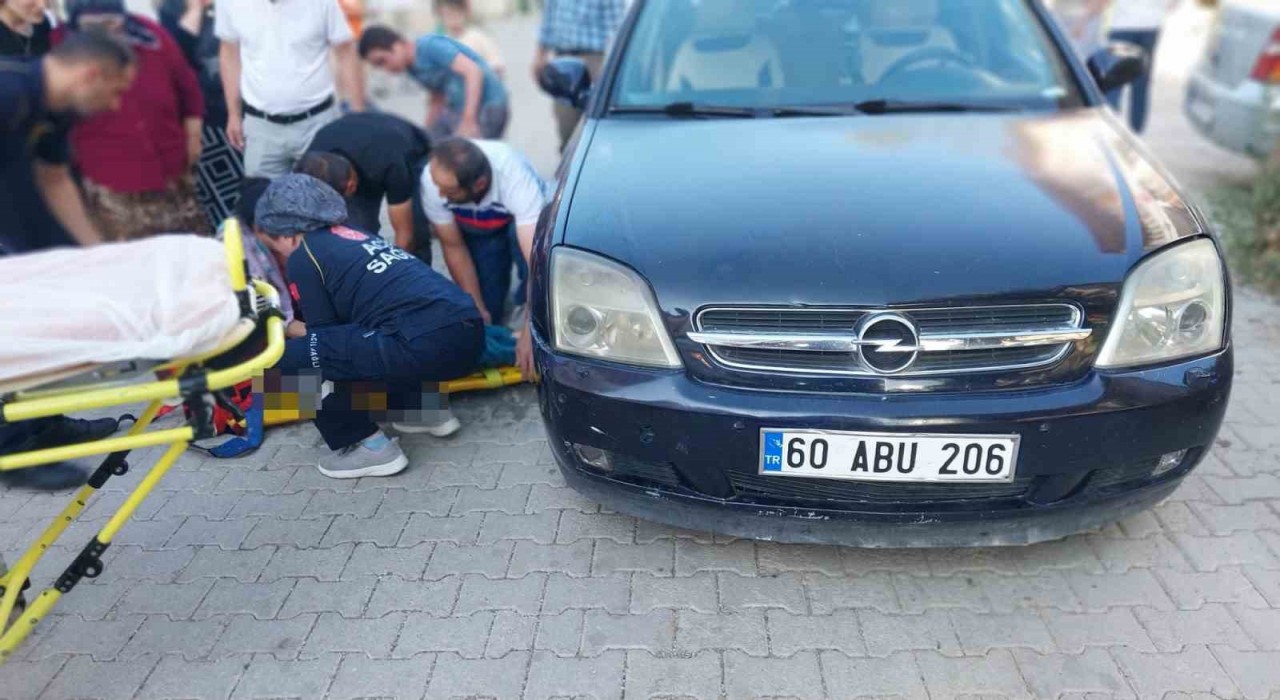Erbaada otomobilin altında kalan 3 yaşındaki çocuk hayatını kaybetti