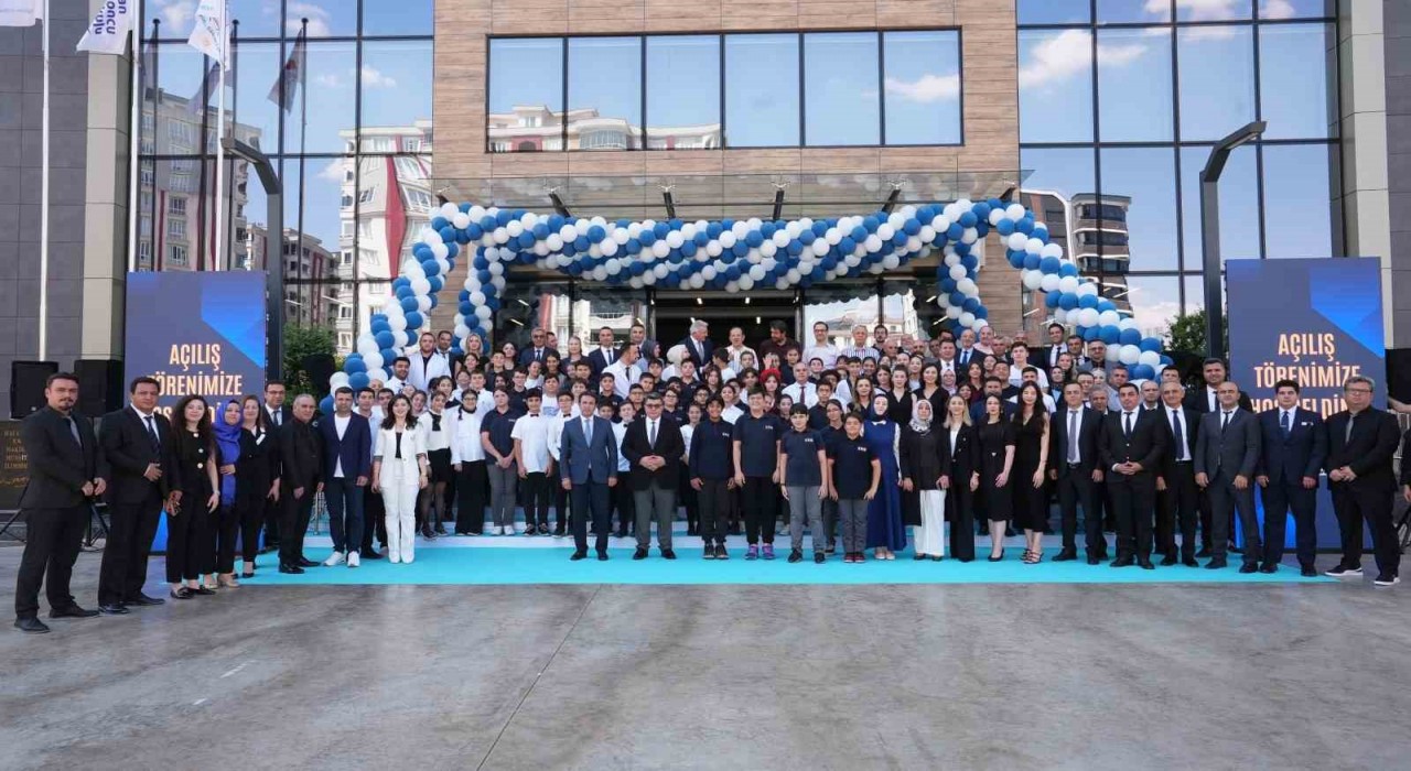 Erdem Kolejinde yeni dönem: Eğitim, sanat ve sporla geleceğe güçlü bir adım