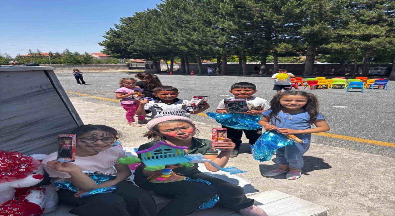 ERÜden Spor Yap, Karne hediyesini kap etkinliği