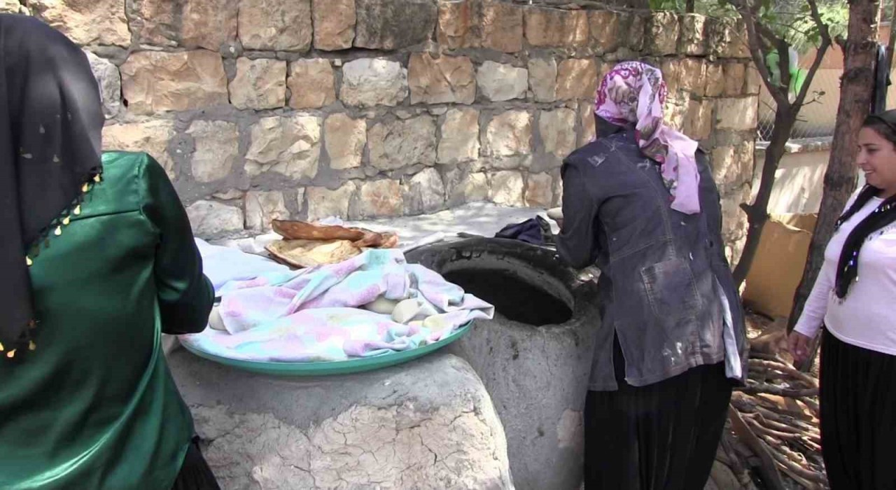 Eruhta kurulan kadın kooperatifi yöresel ürünleriyle dünya pazarında