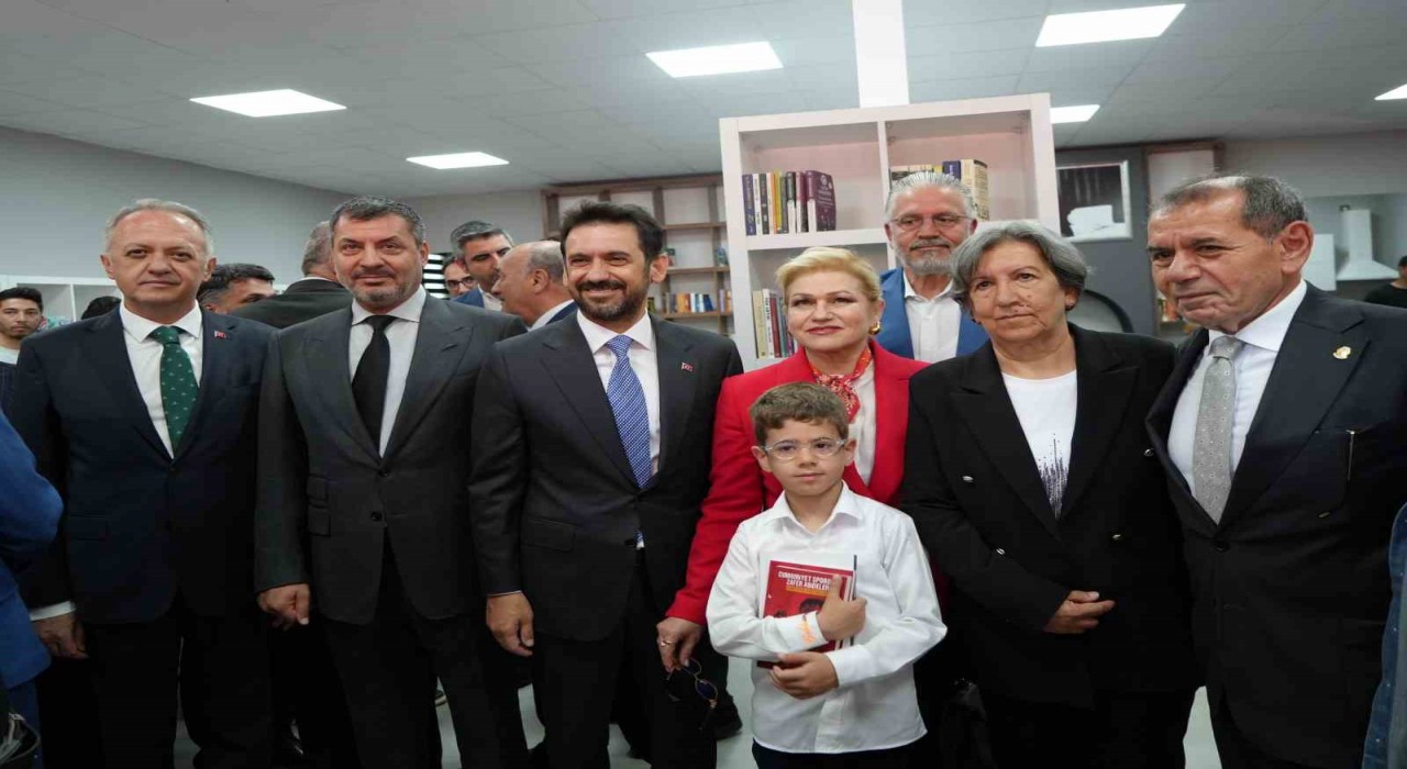 Erzincanda 3 yeni kitap kafe hizmete açıldı