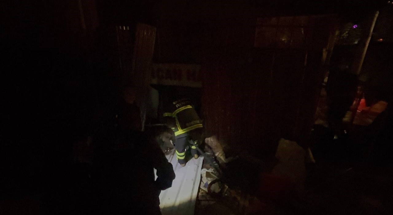 Erzincanda gece saatlerinde yangın paniği!