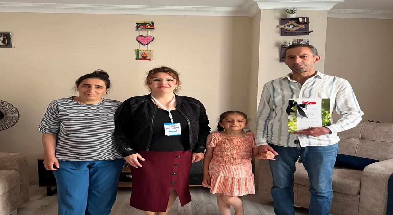 Esenyurt Belediyesinden bayramda anlamlı ziyaret, şehit aileleri ve çocuklar unutulmadı