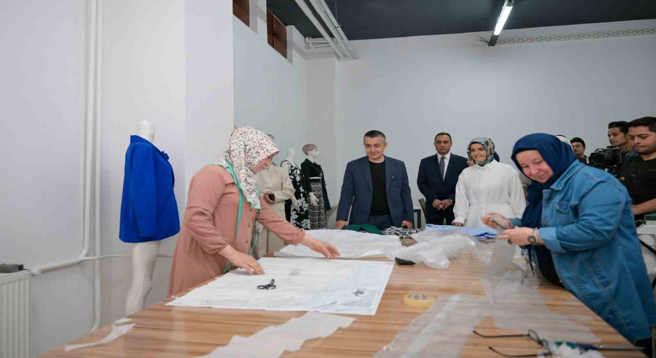 Esenyurtta kadınlara destek büyüyor