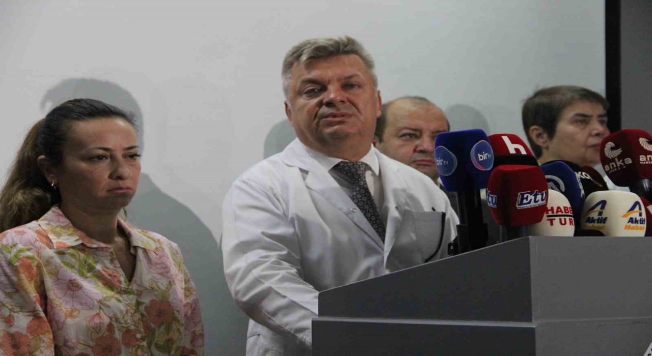 Ferdi Zeyrekin sağlık durumu ciddiyetini koruyor