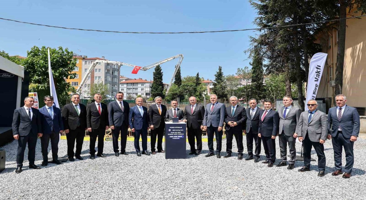 Ford Otosandan Vehbi Koç Vakfı iş birliği ile Kocaeliye yeni bir eğitim yatırımı