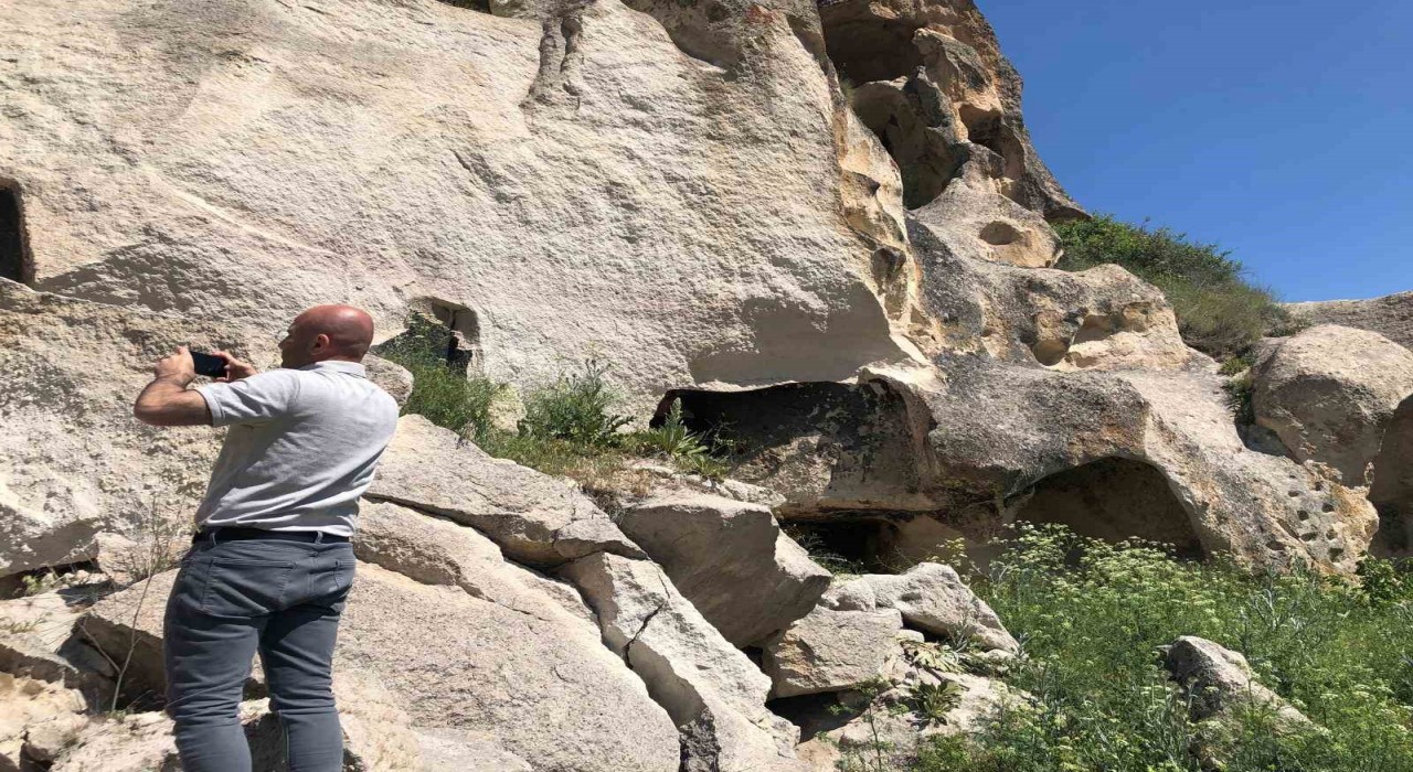 Frig Vadisinde dinamit patlatıldığı iddialarına Vali Yiğitbaşı açıklık getirdi: Olay 2016 yılında doğal sebeplere bağlı bir göçük sonucu olmuştur