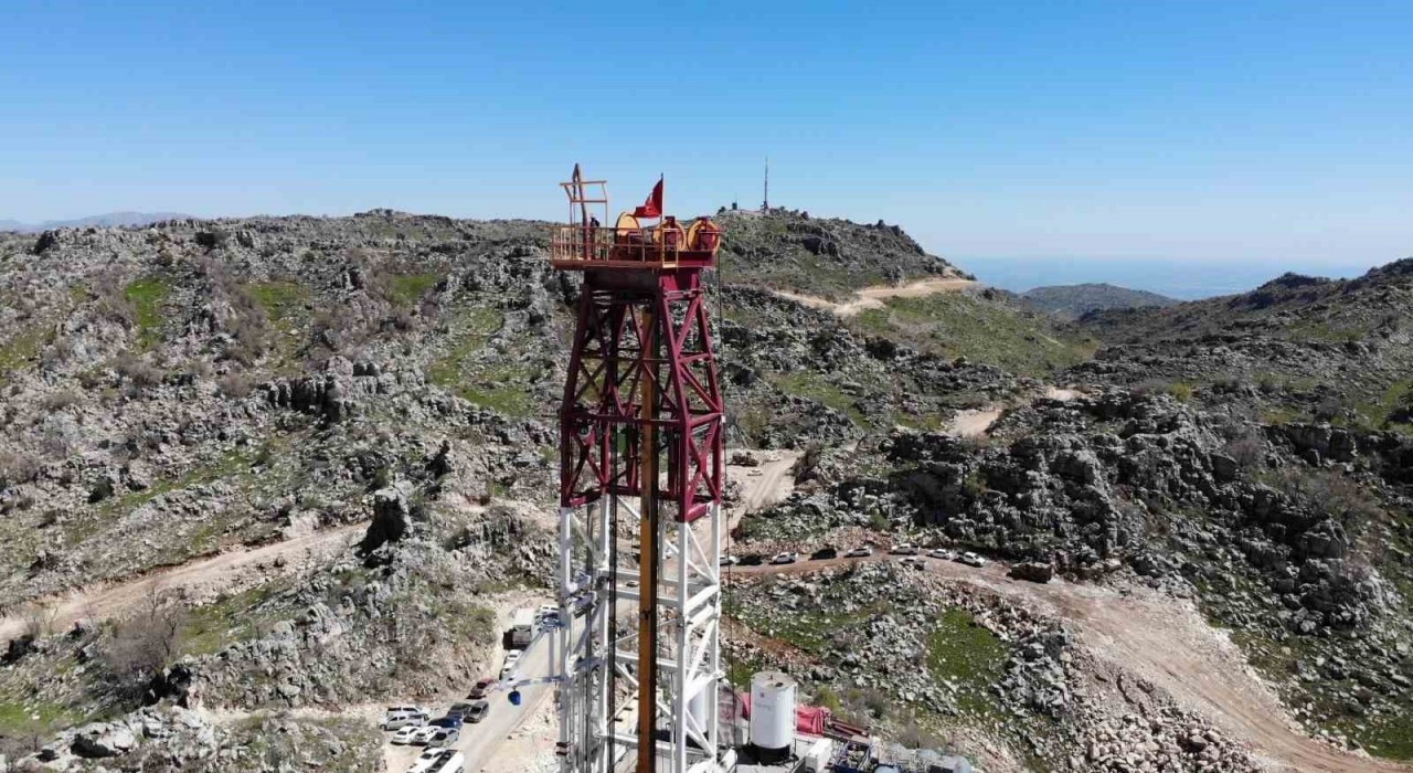 Gabar petrolü Şırnaklı gençlerin yeni istihdam kapısı oldu