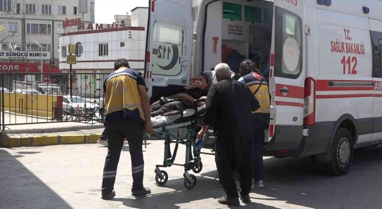 Gaziantepte acemi kasaplar hastanelerin yolunu tuttu