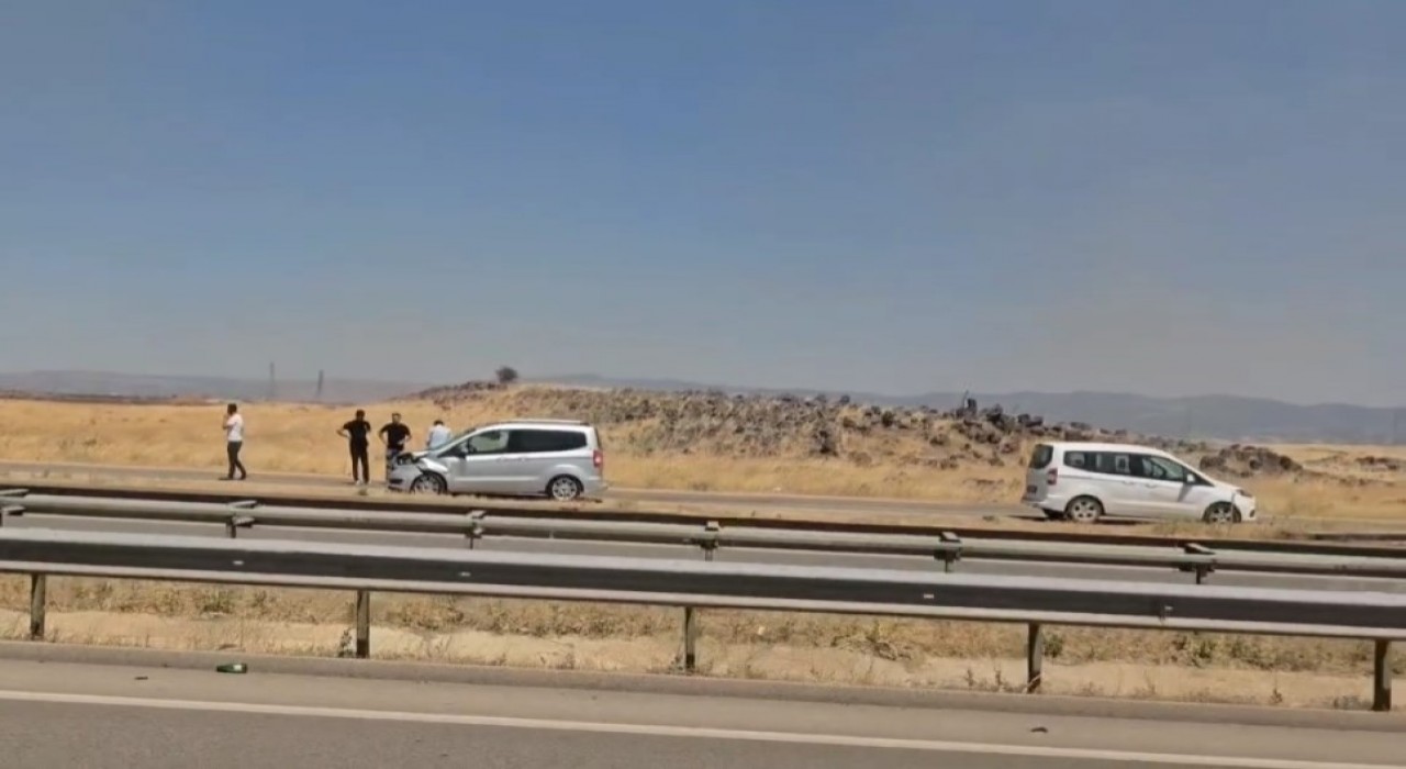Gaziantepte anız yangını maddi hasarlı kazaya neden oldu