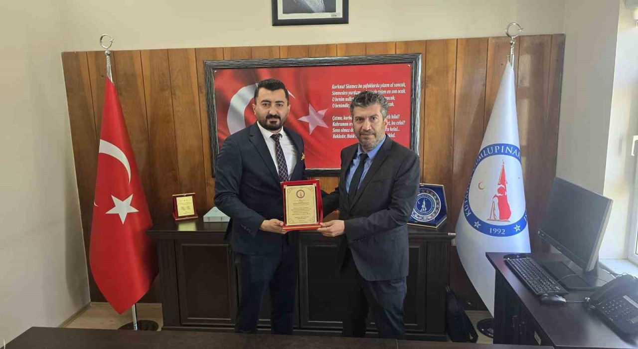 Gediz Meslek Yüksekokulunda müdürlük devir teslim töreni