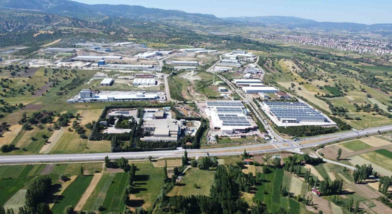Gediz sanayide de yıldızlaşıyor, 4 bin kişilik istihdam kapısı açılıyor