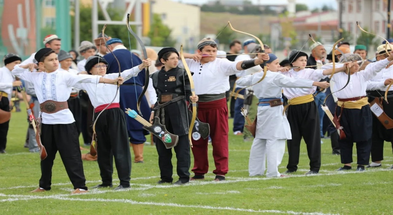Geleneksel Türk Okçuluğu Türkiye Şampiyonası, Sivasta başladı