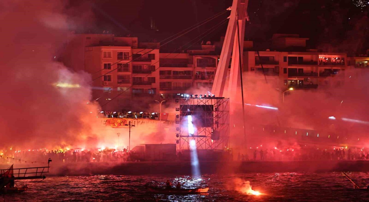 Göztepe 100. yaşını büyük bir coşkuyla kutladı