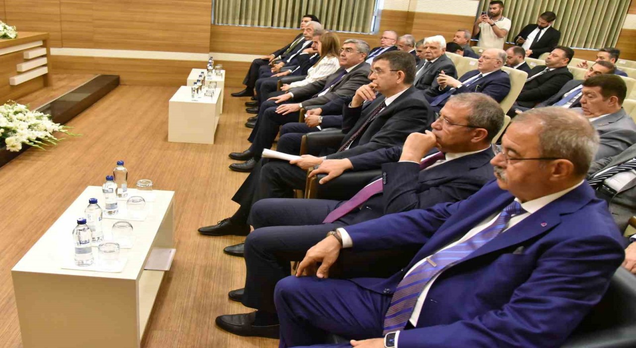 GSO Başkanı Ünverdi iş dünyasının taleplerini Cevdet Yılmaza sundu