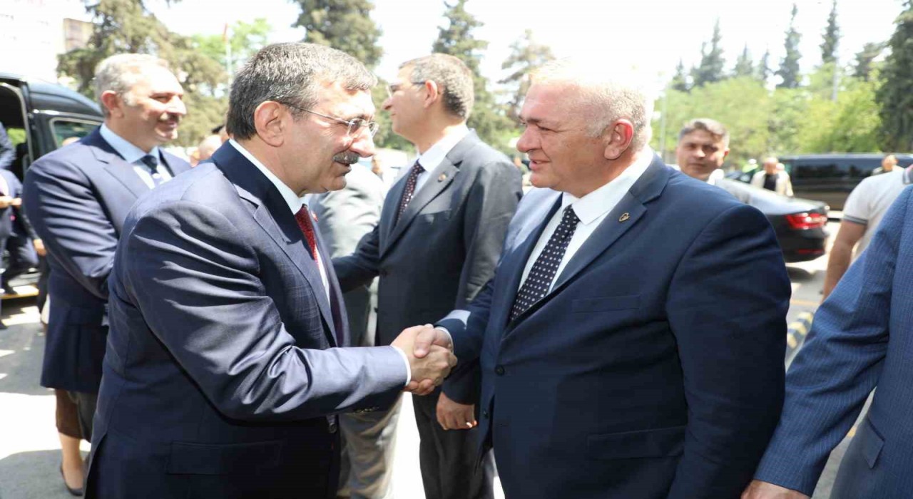 GTB Başkanı Akıncı, sektörel talepleri Cumhurbaşkanı Yardımcısı Yılmaza sundu