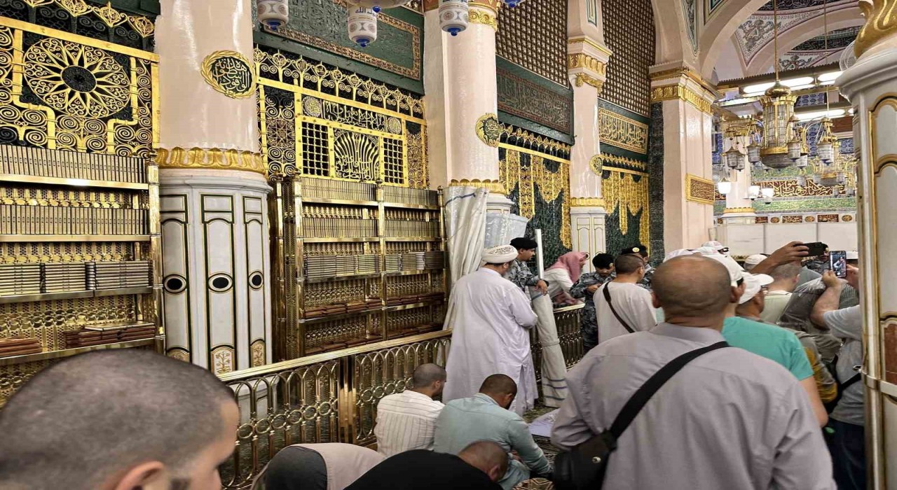 Hacılar Ravda-ı Mutahharaya koştular