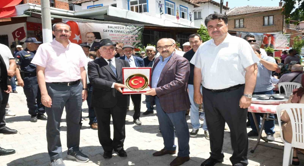 Havranda hayırlar, kütüphane ve aşevinin açılışıyla renklendi