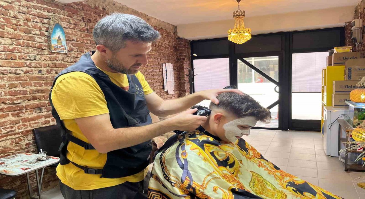 Hayraboluda Kurban Bayramı öncesi berberlerde yoğunluk başladı