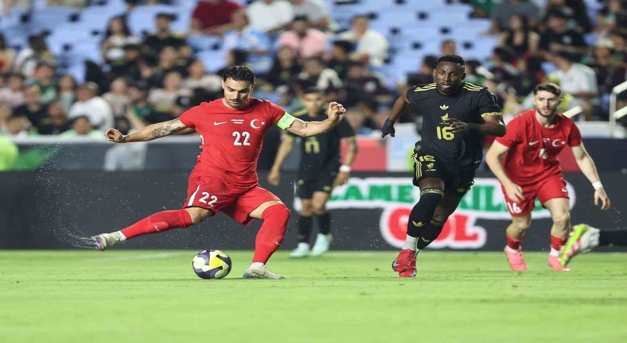 Hazırlık maçı: Meksika: 1 - Türkiye: 0 (İlk yarı)