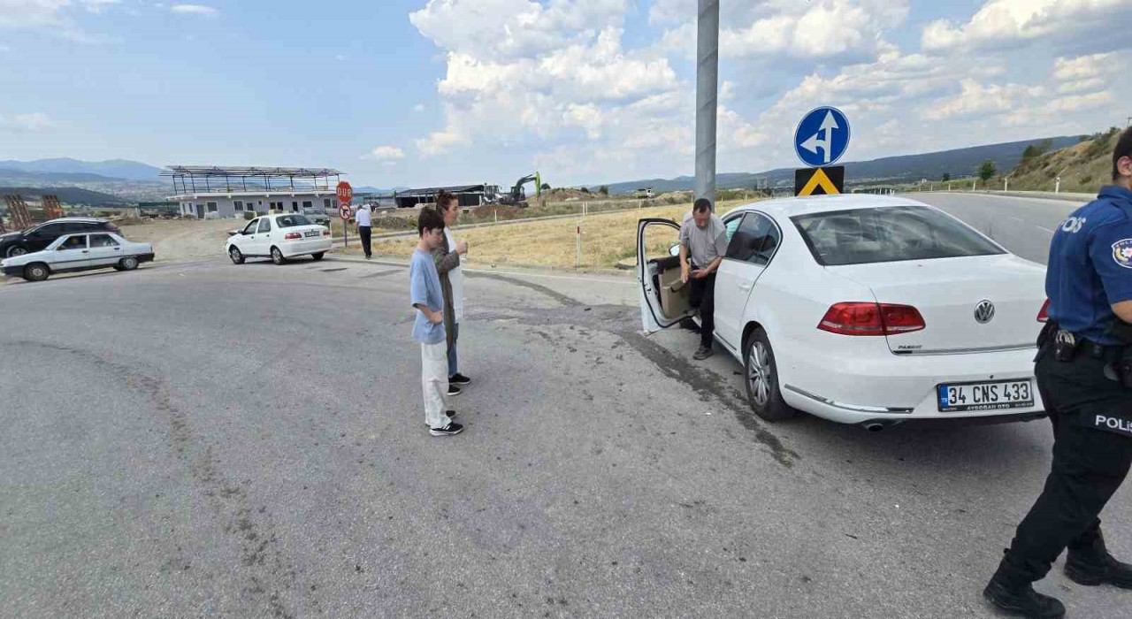 Hisarcıkta trafik kazası: 4 yaralı