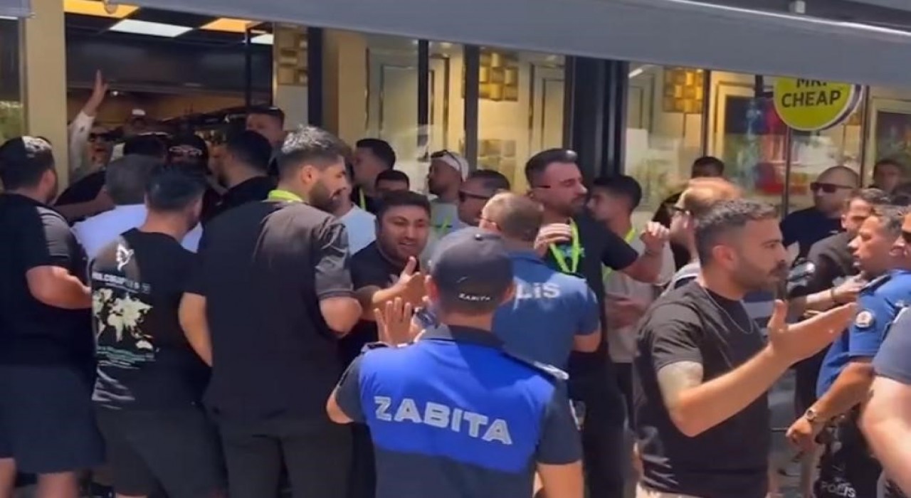 İçmelerde yıkım gerginliği: Esnaf ve ekipler karşı karşıya geldi