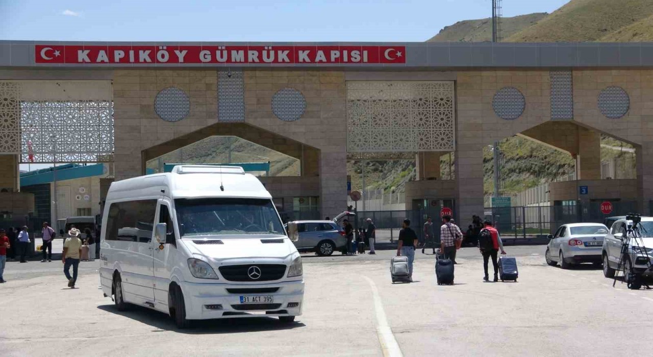 İran-İsrail çatışmasında 5inci gün: Vanda sınırda hareketlilik azaldı