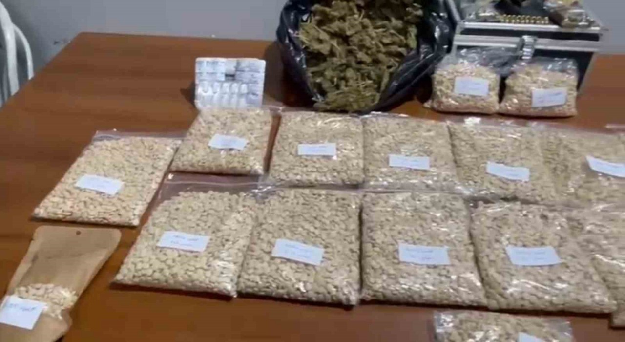 İskenderunda uyuşturucu esrar ve hap operasyonu