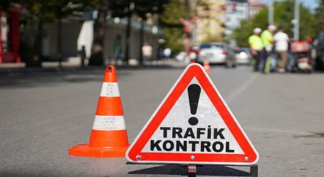 Ispartada hatalı sollama yapan sürücülere ceza havadan geldi