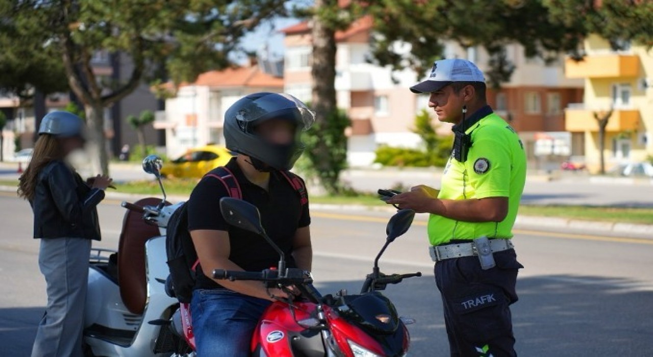 Ispartada trafik ve asayiş uygulaması: 7 araca ceza kesildi