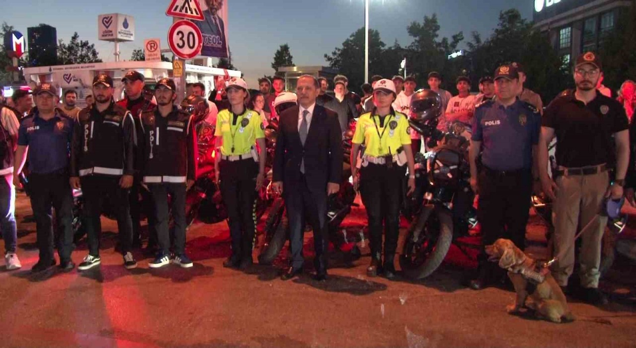 İstanbul Emniyet Müdürü Selami Yıldız, Ümraniyede asayiş ve narkotik uygulamasını yerinde denetledi