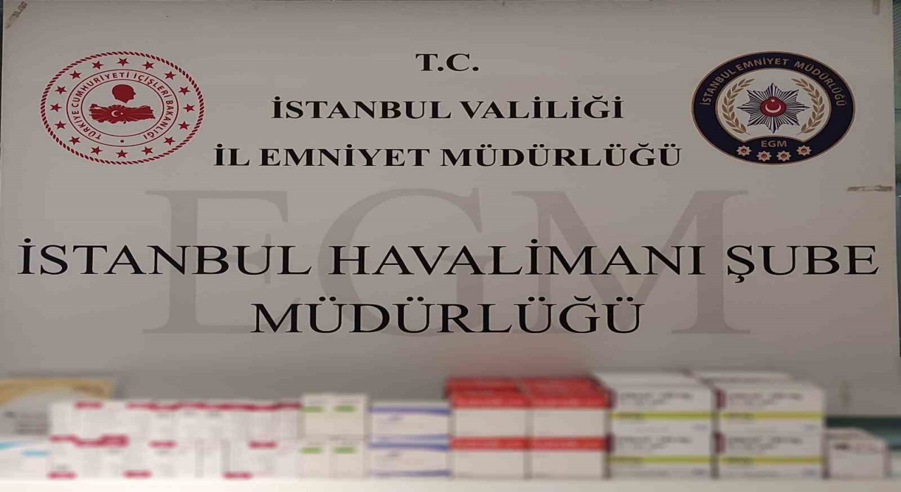 İstanbul Havalimanında 12 milyon TLlik kaçak ilaç operasyonu: 5 gözaltı