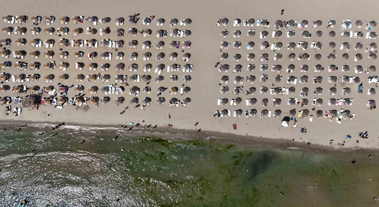 İstanbulda plajları doldu taştı