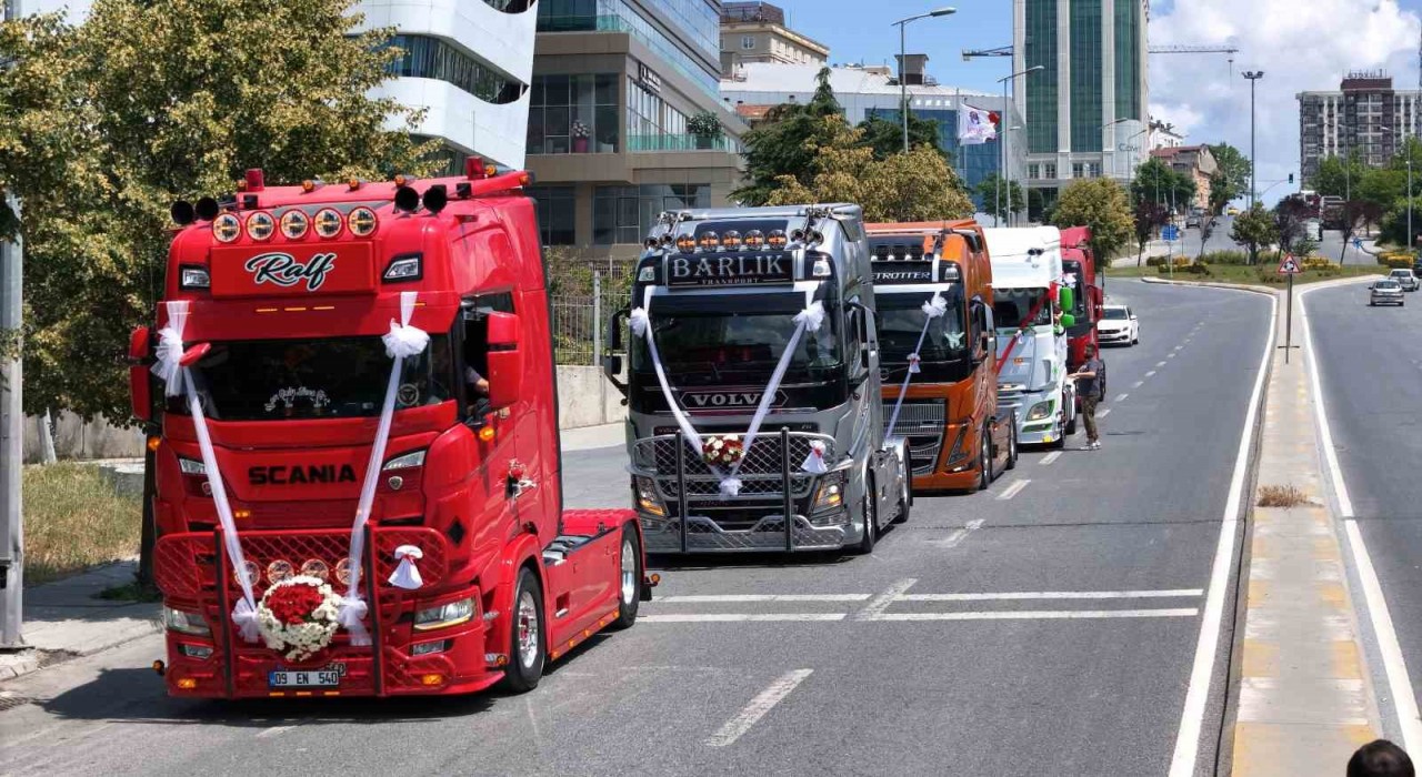 İstanbulda son model tırlarla düğün konvoyu