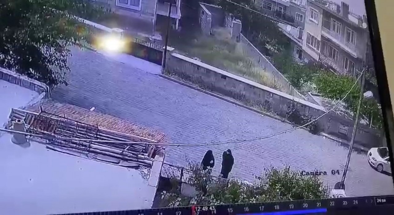 Kadın kılığına girip hırsızlık yaptılar