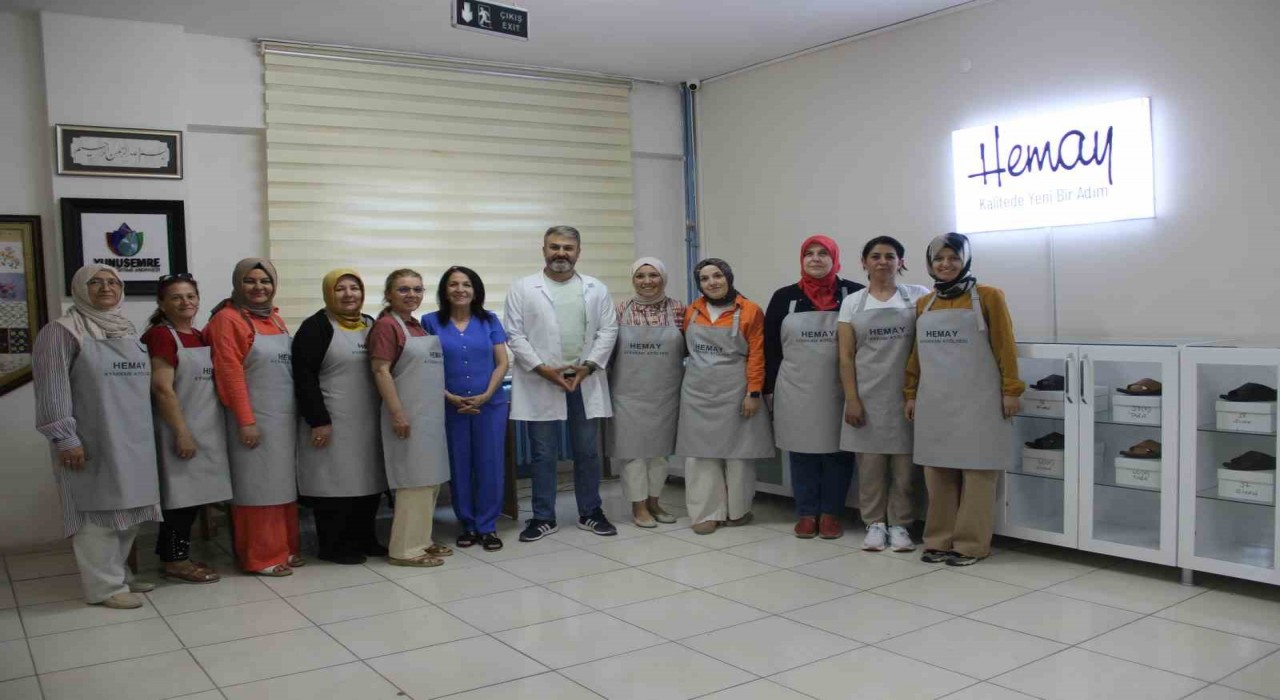 Kadın kursiyerler ayakkabı sektörünü şekillendirecek